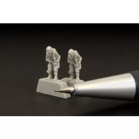 Brengun - German pilot WWII (two pieces)