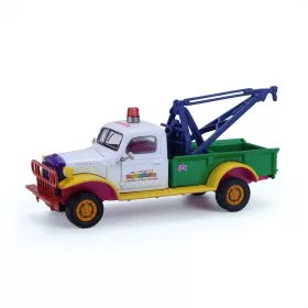   Greenlight - 1945 Dodge Power Wagon Wrecker - Wrecking Bill Solid Pack - Garbage Pail Kids Series 8