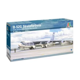 Italeri - B-52G Stratofortress  Early With Hound Dog