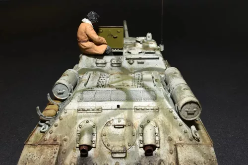 MiniArt - SU-85 Mod 1943 (Early Production) withCrew