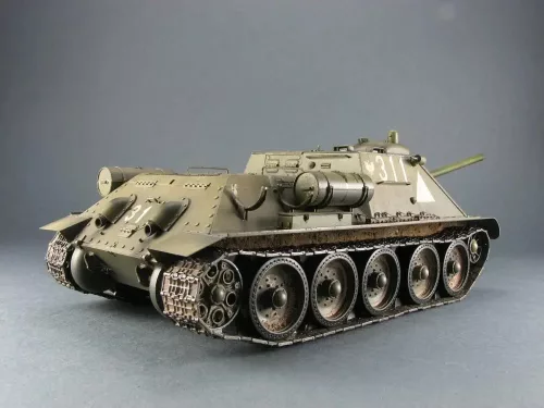MiniArt - SU-85 Mod. 1944 (Early Production) w/ Interior Kit
