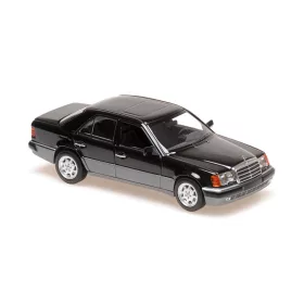 Minichamps - MERCEDES-BENZ 500E V8 - 1991 - BLACK