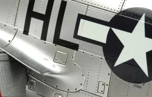 Meng Model - North American P-51D Mustang Fighter