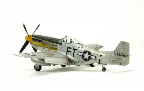 Meng Model - North American P-51D Mustang  Yellow Nose