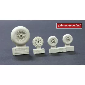 Plus model - F-101B Woodoo wheels