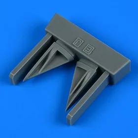   Quickboost - F-4E/EJ/F/J/S Phantom II vertical tail air inlet for Tamiya