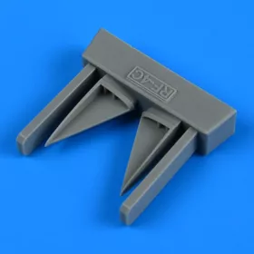  Quickboost - RF-4C Phantom II vercital tail air inlet for REVELL