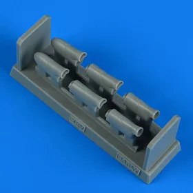 Quickboost - Hawker Hurricane Mk. IIb early exhaust REVELL