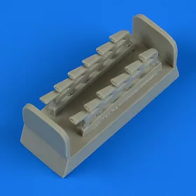   Quickboost - Ju 87B Stuka exhaust-engine without cove for Airfix