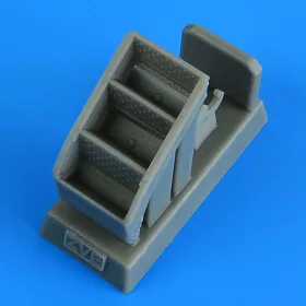 Quickboost - Mil Mi-8MT/Mi-17 entry stairs ZVEZDA