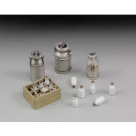 Royal Model - Milk bottles with crates and churms