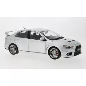 Sun Star - Mitsubishi Lancer Evolution X, silber, 1:18