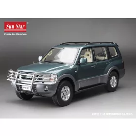 Sun Star - Mitsubishi Pajero V73Green Metallic
