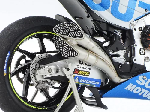 Tamiya - Team Suzuki Ecstar GSX-RR  20