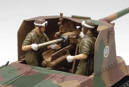 Tamiya - Japan Type 1 self-propelled gun (w/6 figures)