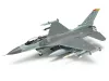 Tamiya - Lockheed Martin F-16Cj  Block 50  Fighting Falcon (Full Equipment) - 1 Figure