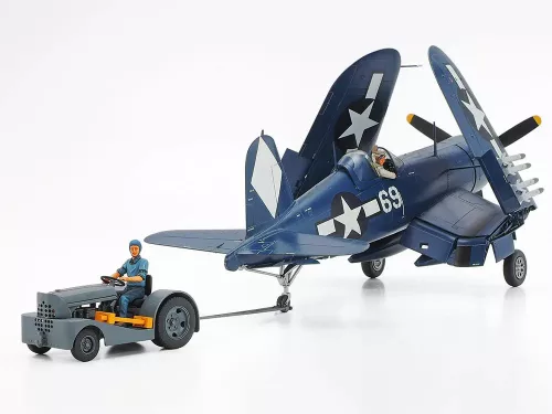Tamiya - F4U-1D Corsair with  Moto-Tug  - 1 figure