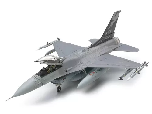 Tamiya - Lockeed F-16C (block 25/32) - Fighting Falcon ANG