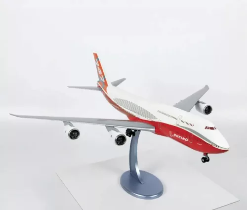 Zvezda - Boeing 747-8 1:144 (7010)